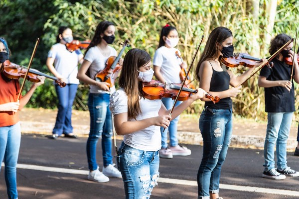 Alma e Música Criança realizam megaprodução da música O Trenzinho do Caipira