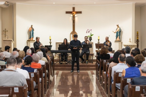 Projeto Encantando se apresenta na Paróquia Jesus Crucificado neste domingo (8/9)