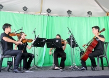 Quarteto de cordas da ALMA se apresenta na Feira do Livro de Cravinhos